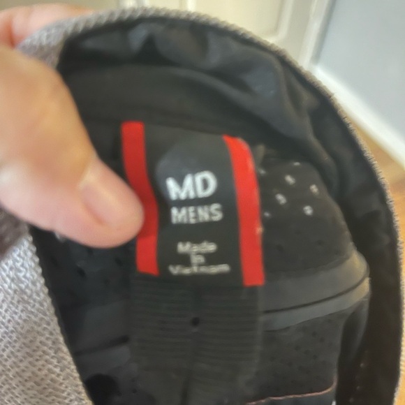 Men's Black and Gray Performance Jacket - Picture 4 of 6